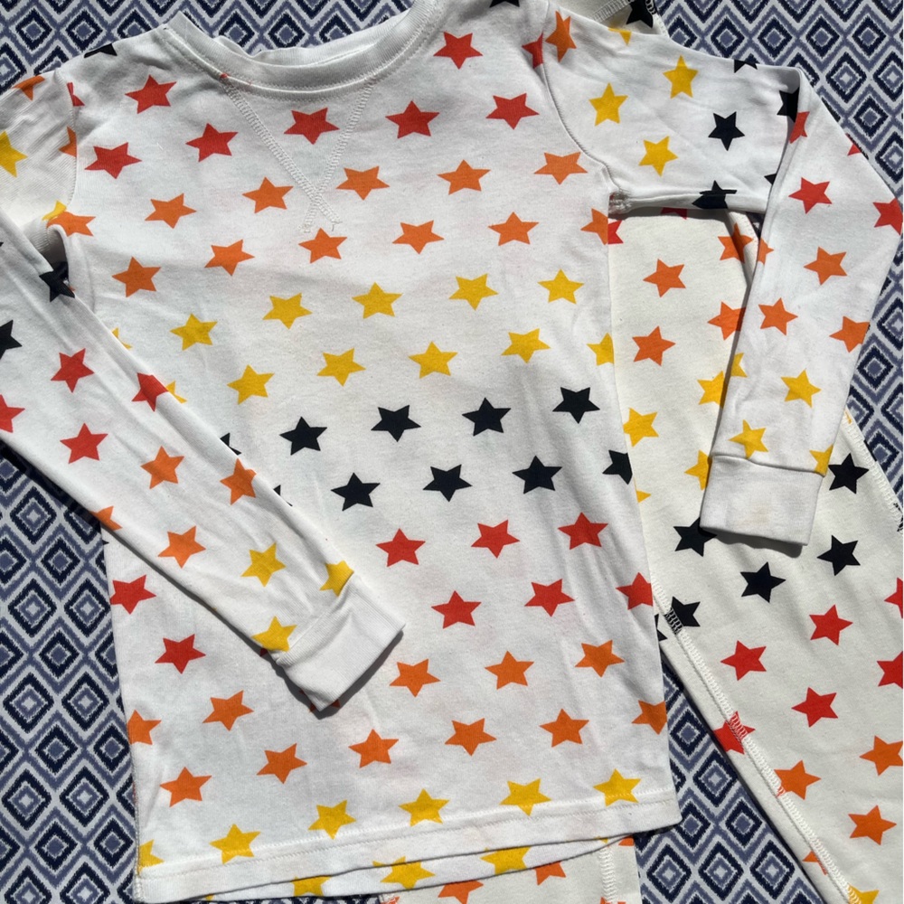 Primary Fall/Halloween Long-Sleeve Pajamas Set, Size 6-7, VGUC & NWOT
